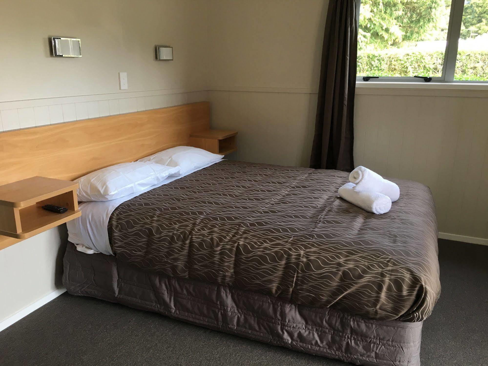 Stratford Motel & Holiday Park Dış mekan fotoğraf